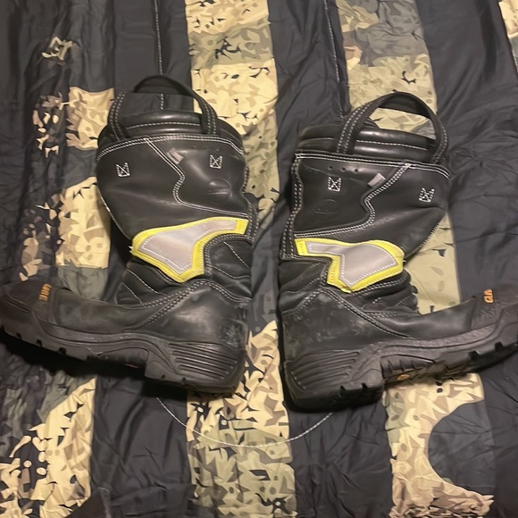 Globe fire fighter boots - Picture 5 of 5